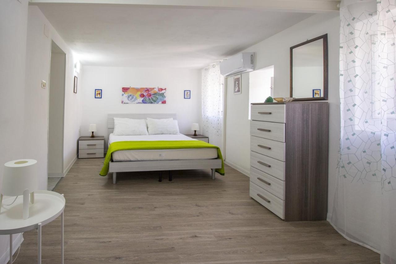Maniace Homes - Federico & Angelica By Ortigia Apartments Syracuse Екстер'єр фото